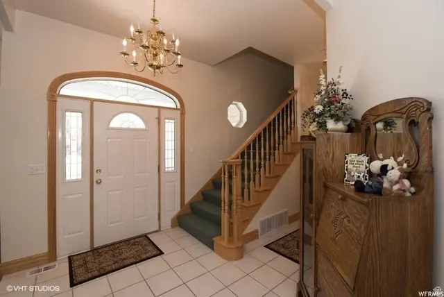 913 N Swiss Farm Ct W, Midway, UT 84049 - #2