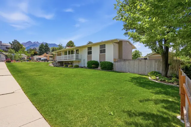 2590 E Country Ave, Cottonwood Heights, UT 84121 - #3