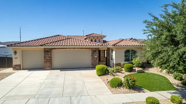 956 E Roadrunner Dr, Washington, UT 84780 - #2