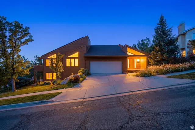 2352 S Lakeline Dr, Salt Lake City, UT 84109 - #2