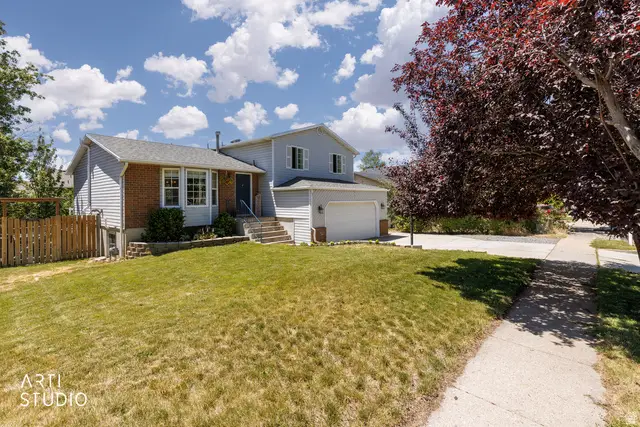 1122 E 2400 N, Layton, UT 84040 - #3