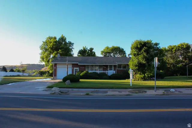 1230 E South Weber Dr, South Weber, UT 84405 - #2