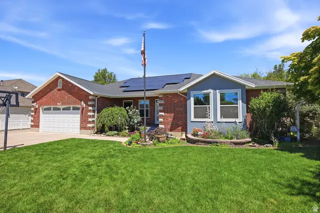 562 W 1400 N, West Bountiful, UT 84087 - #3