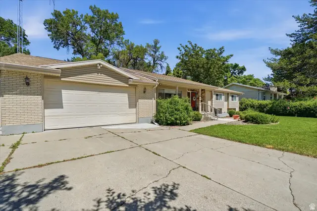 2570 W Blake Dr, Taylorsville, UT 84129 - #2