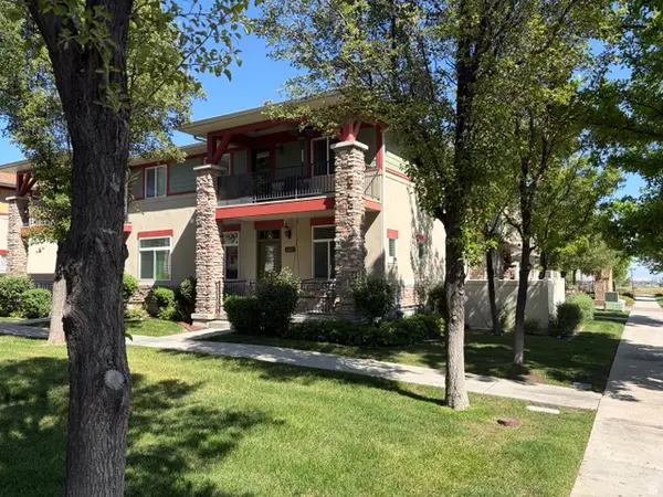 11477 S Open View Ln W, South Jordan, UT 84095