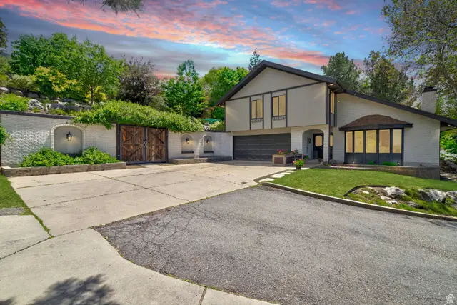1217 S 200 E, Farmington, UT 84025 - #1