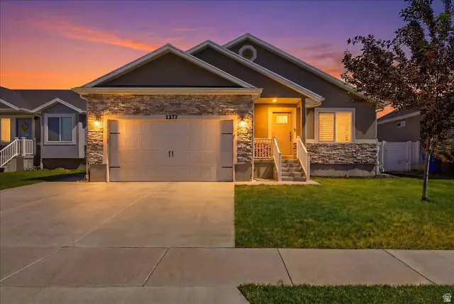 1277 E Skip St S, Eagle Mountain, UT 84005 - #2