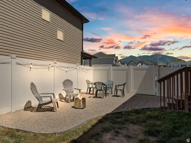 1763 N Aaron Dr, Tooele, UT 84074 - #2