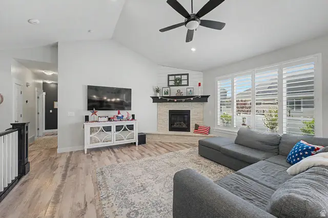 692 W Baxter Ln, Saratoga Springs, UT 84045 - #2