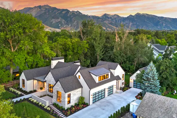 2138 E Pheasant Ln, Holladay, UT 84121