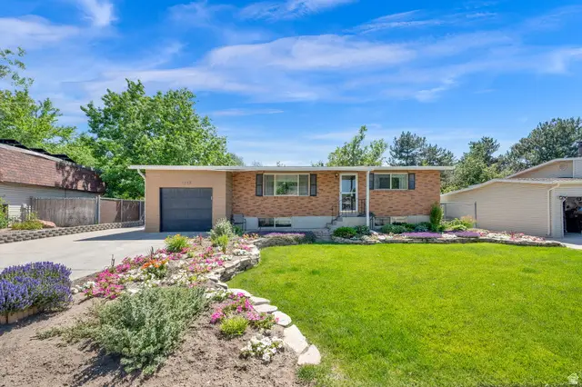 1142 E Turquoise Way, Sandy, UT 84094 - #2