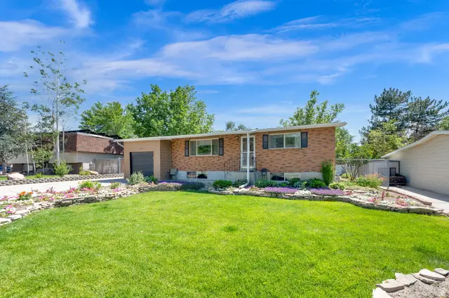 1142 E Turquoise Way, Sandy, UT 84094 - #3