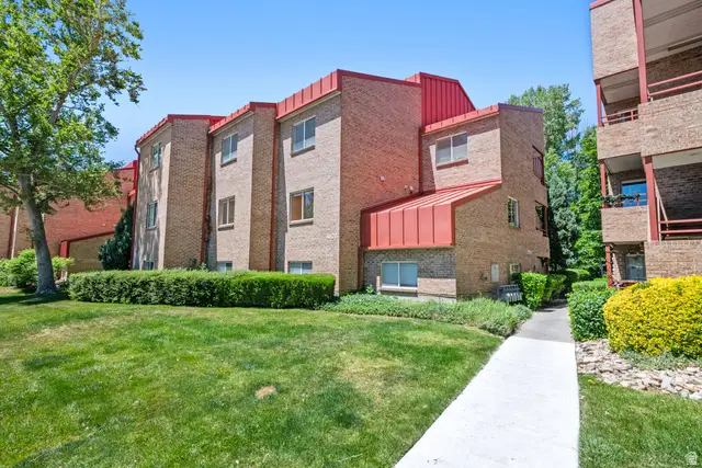 4828 S Highland Cir E #303, Holladay, UT 84117 - #2