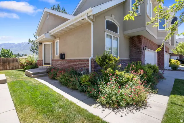 4467 S Hampton Crest Cv E, Millcreek, UT 84124 - #3