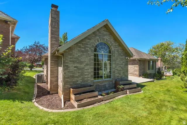 1241 Cambridge Ct, Provo, UT 84604 - #3