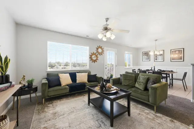 10445 S Sage Creek Rd W, South Jordan, UT 84009 - #3