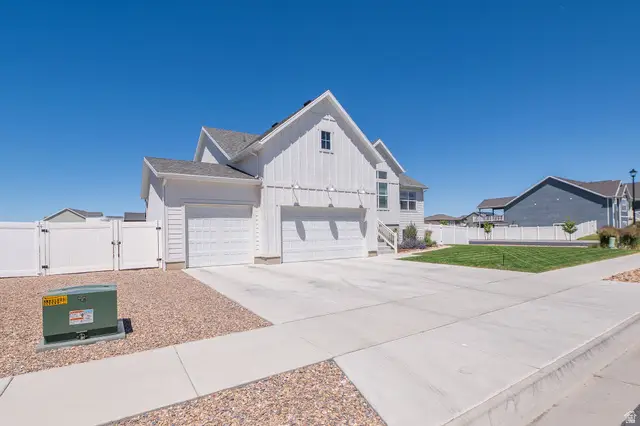 3561 S Green Farm Way, West Haven, UT 84401 - #3