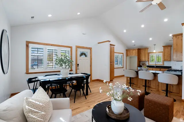 1285 W Maple St, Mapleton, UT 84664 - #3