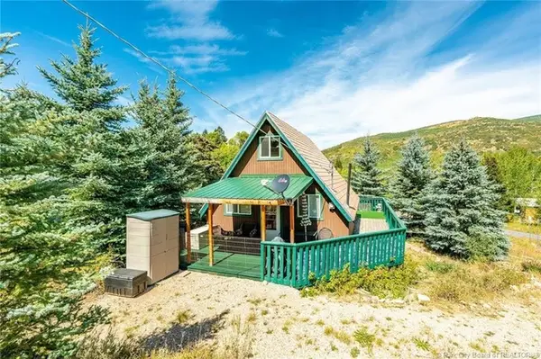 5698 E Caribou Dr S, Oakley, UT 84055