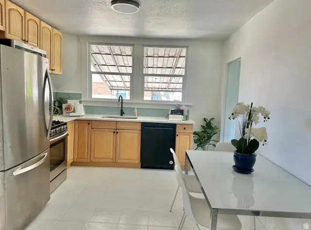 1050 W 100 N, Provo, UT 84601 - #3