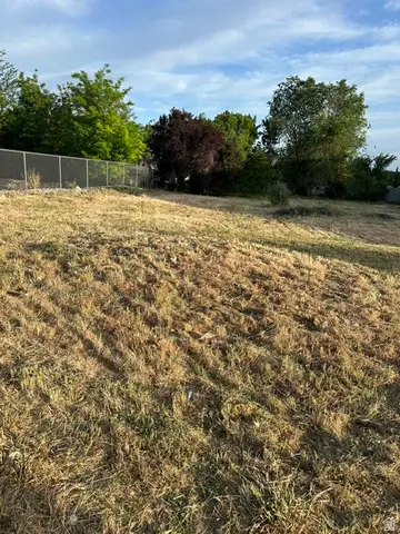 1557 W Antelope Dr, Syracuse, UT 84075 - #3