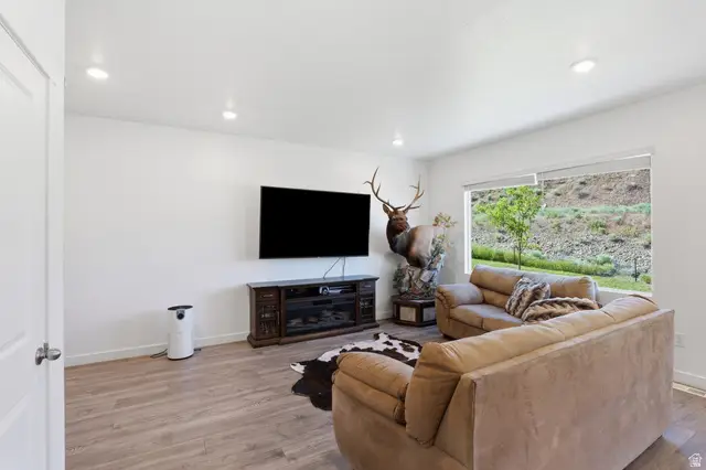 629 W Raintree Ln, Santaquin, UT 84655 - #3