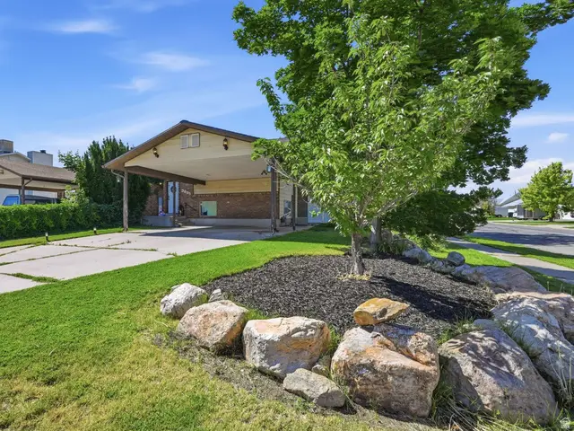 3695 W 4700 S, Roy, UT 84067 - #2