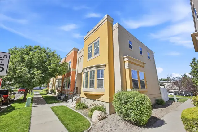 1546 S 850 W, Woods Cross, UT 84087 - #1