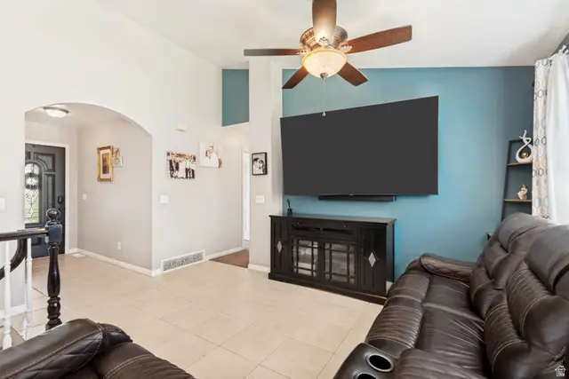 5179 W Shaggy Peak Dr, Riverton, UT 84096 - #2