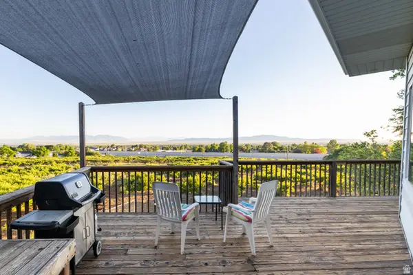 177 N Mountain Rd, Farmington, UT 84025
