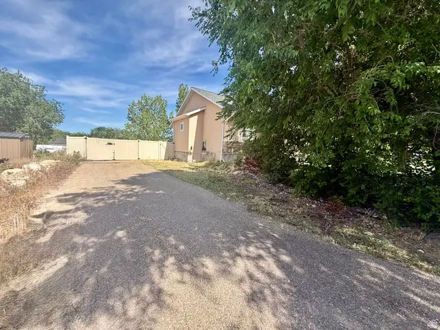 565 S 2400 W, Vernal, UT 84078 - #2