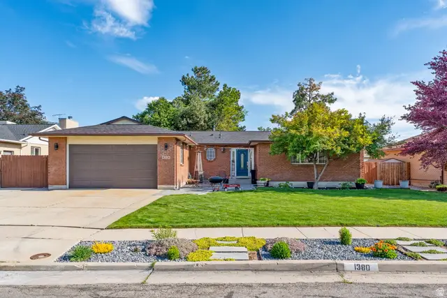 1380 Eastpoint Dr, Sandy, UT 84092 - #1