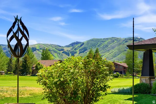 6 Saint Andrews Ct, Park City, UT 84060 - #2