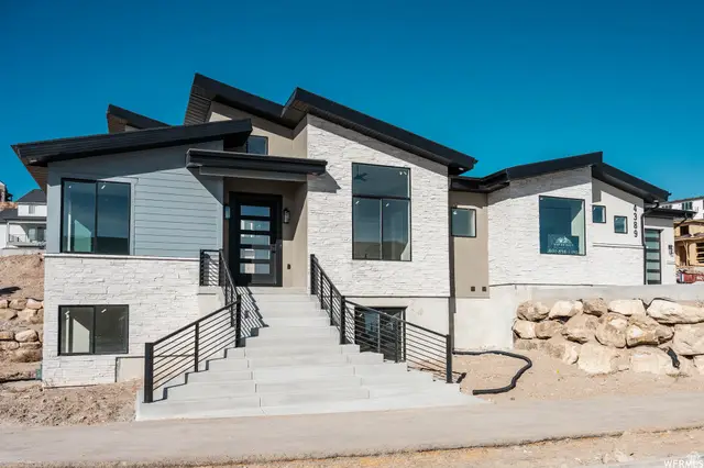 68 N Lions Head Dr, Washington, UT 84780 - #1