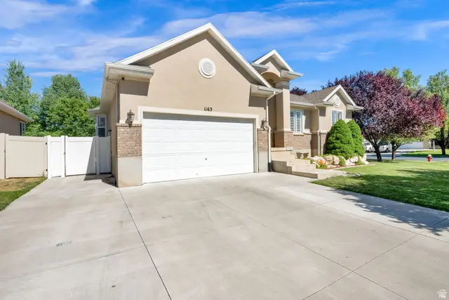 1163 S Banbury W, Syracuse, UT 84075 - #3
