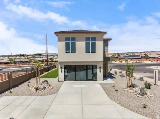 22 E Luften St, Washington, UT 84780 - #2