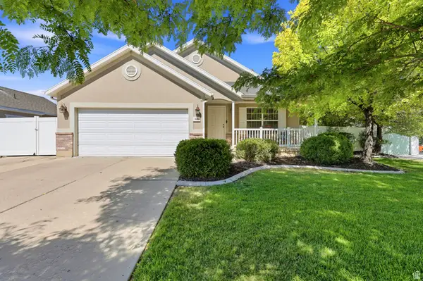 8462 S Oak Farm Dr W, West Jordan, UT 84081