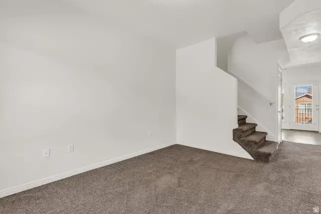 5086 W Wind Rock Ln S, Herriman, UT 84096 - #2