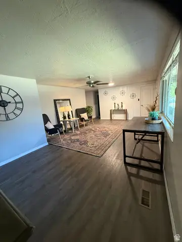 1075 E 300 N, Springville, UT 84663 - #3