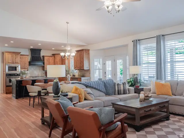 3758 W River Meadows Dr, Riverton, UT 84065 - #3