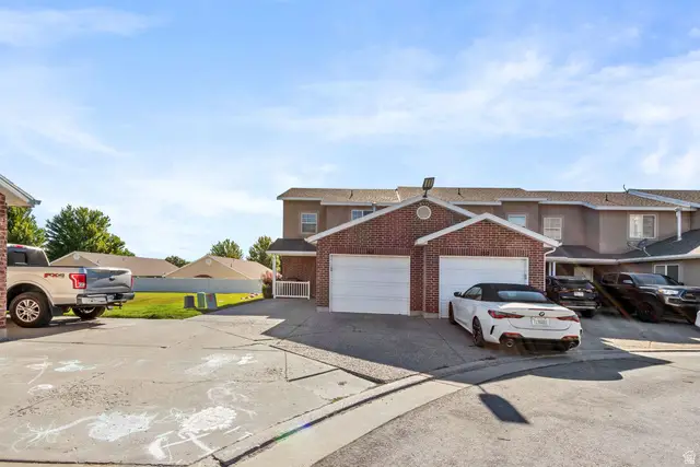 182 W Savannah Ln, Harrisville, UT 84414 - #3