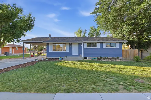 229 E Cherry St, Grantsville, UT 84029