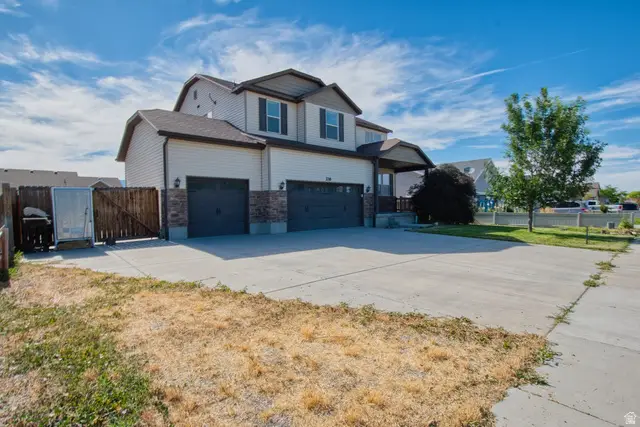 216 S Ranch Rd E, Grantsville, UT 84029 - #2