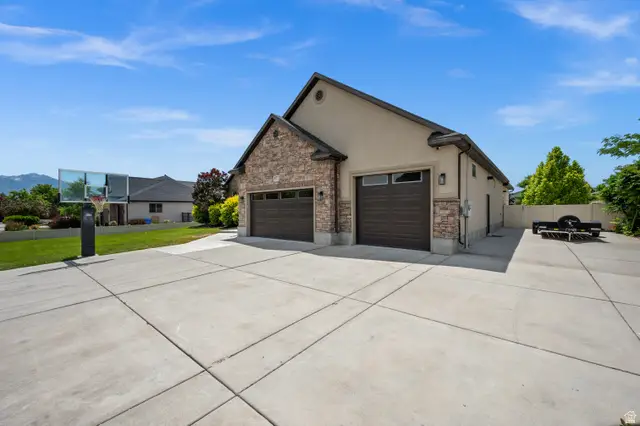 4077 W Rons Ct S, Riverton, UT 84096 - #3