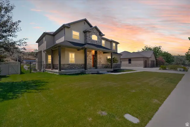 1079 Stone Fly Dr, Bluffdale, UT 84065 - #1