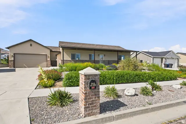 2622 W Valley View Dr, Tremonton, UT 84337 - #1
