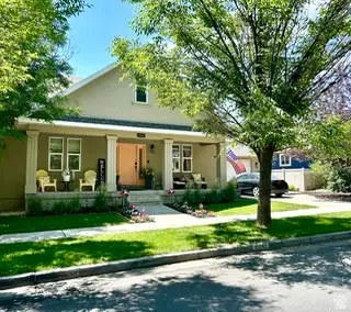4447 W Silent Rain Dr, South Jordan, UT 84009