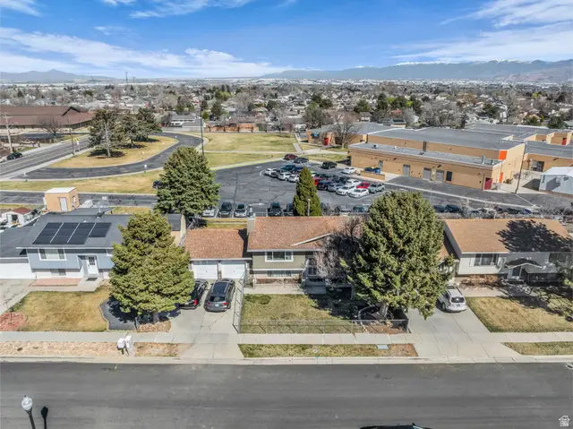 5364 W Woodledge Ave, West Valley City, UT 84120 - #3