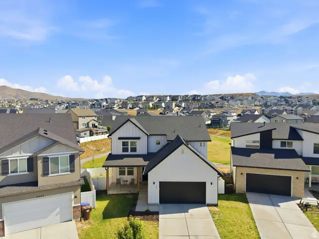 4261 E Center Point St N, Eagle Mountain, UT 84005 - #2