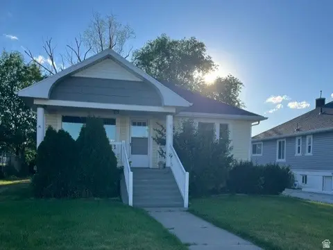 40 S 1st W, Preston, ID 83263 - #1